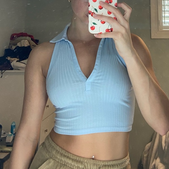 Zara Tops - zara crop top